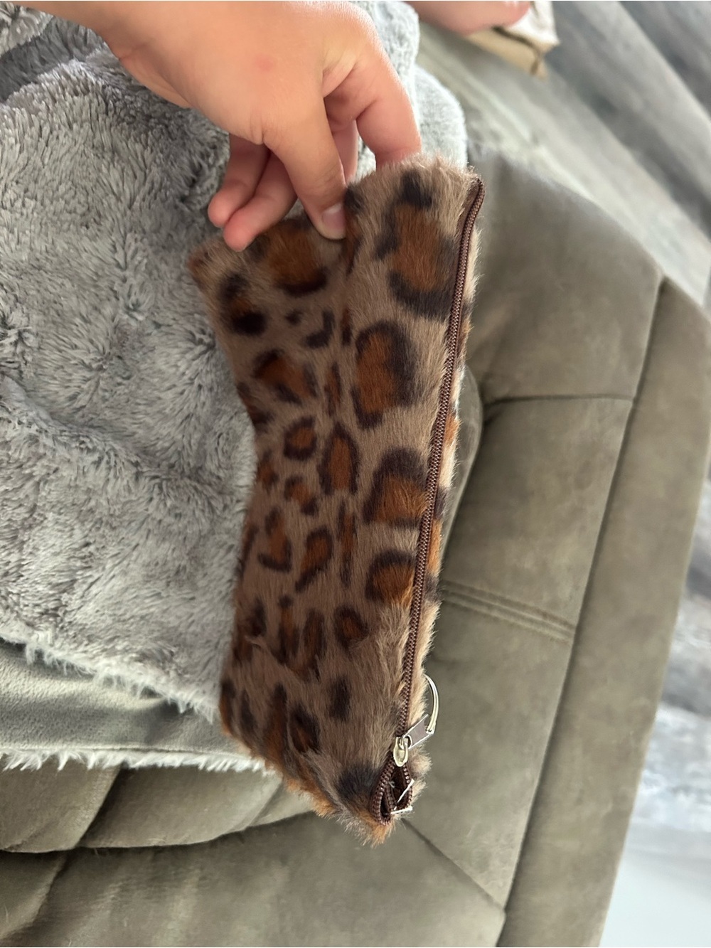 🔥$2 Leopard Print Faux Fur Zipper Pouch wallet